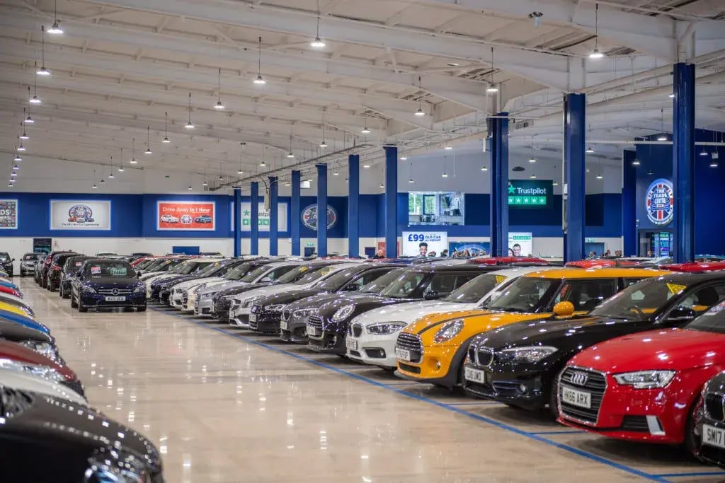 Car-Showroom-Small-Heath-3