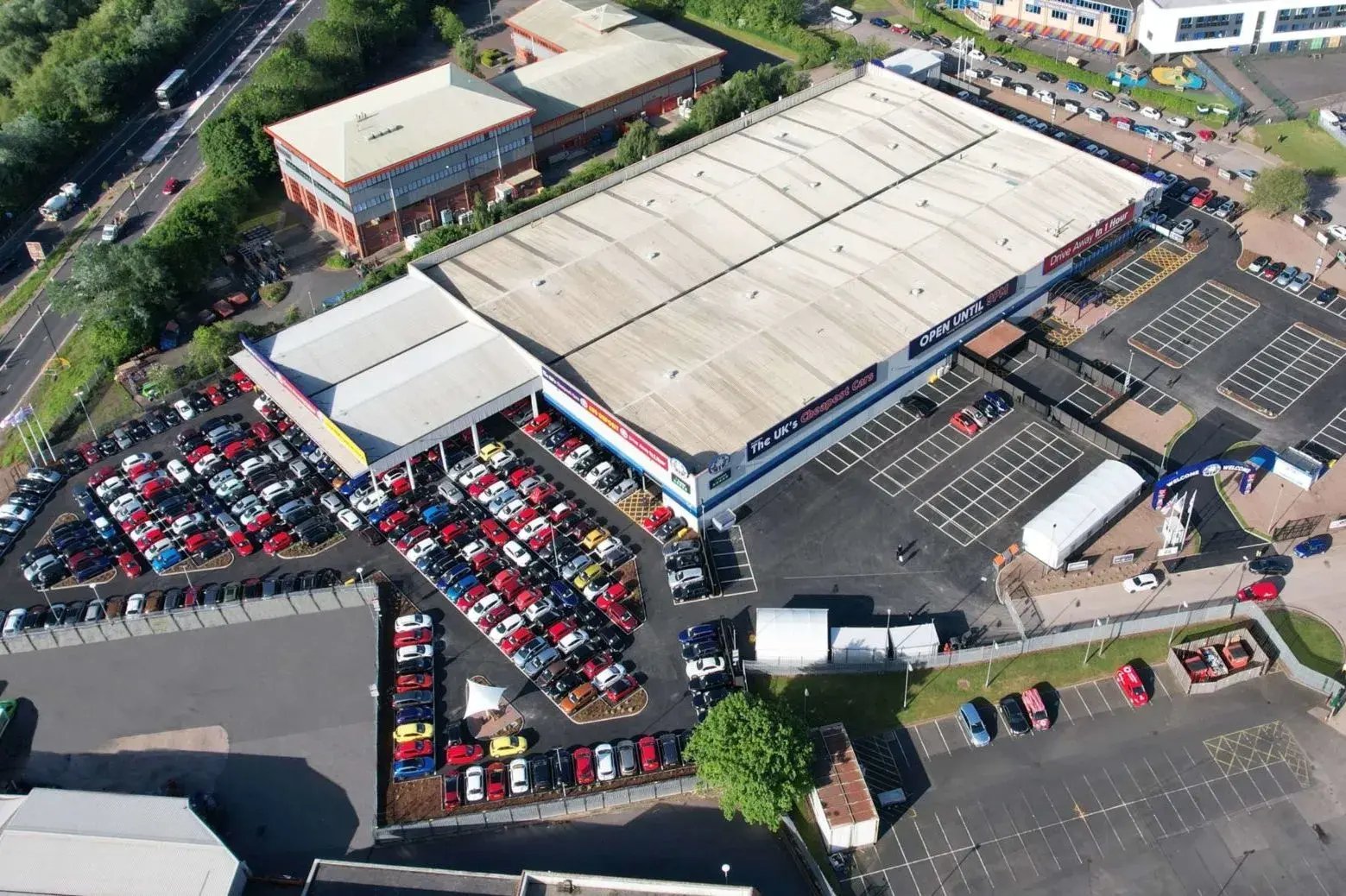 Car-Showroom-Small-Heath-5